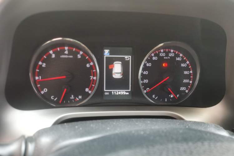 Used Toyota RAV4 2016 2.0L CVT Two-Wheel Drive Smart Edition China V Standard Instrument Cluster