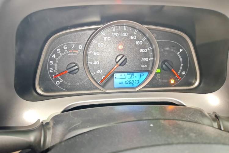 Used Toyota RAV4 2016 2.0L CVT Two-Wheel Drive Fashion Edition China V Standard Instrument Cluster