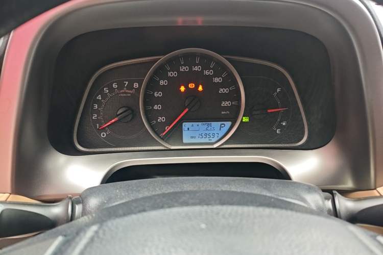 Used Toyota RAV4 2016 2.0L CVT Two-Wheel Drive Urban Edition China V Standard Instrument Cluster