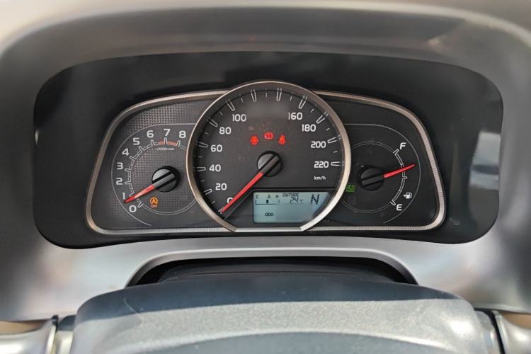 Used Toyota RAV4 2016 2.0L CVT Two-Wheel Drive Urban Edition China V Standard Instrument Cluster