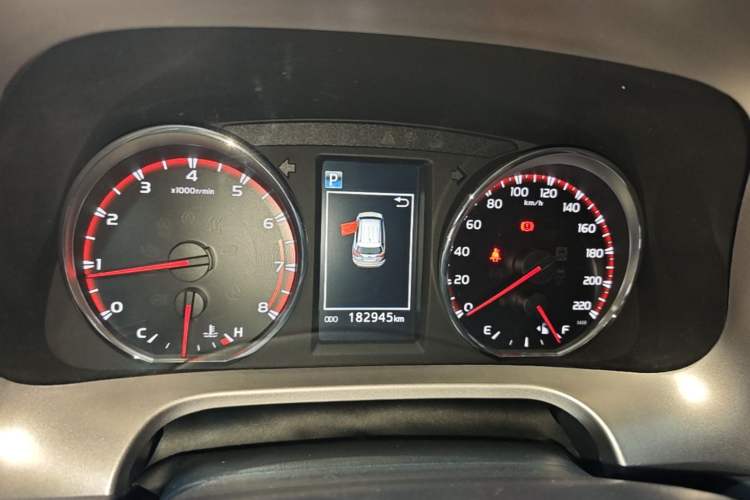 Used Toyota RAV4 2016 2.5L Automatic 4x4 Elite Edition Instrument Cluster