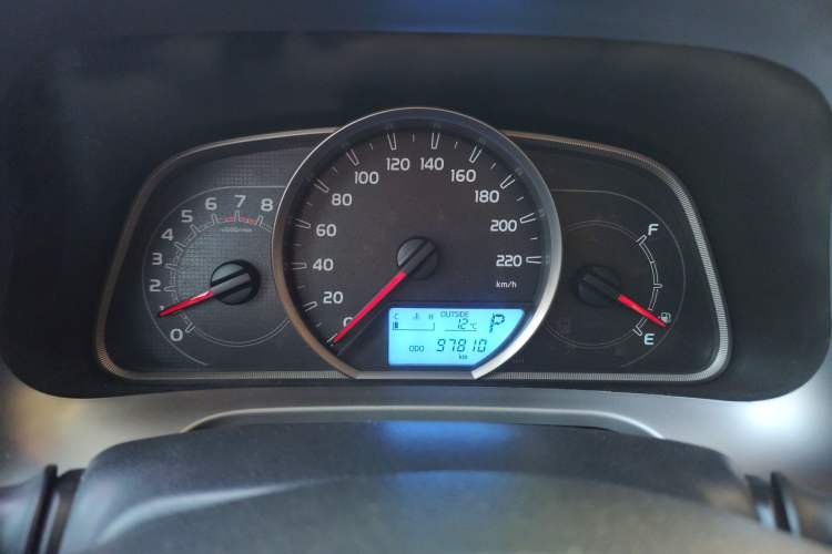 Used Toyota RAV4 2016 2.0L CVT Two-Wheel Drive Urban Edition China V Standard Instrument Cluster