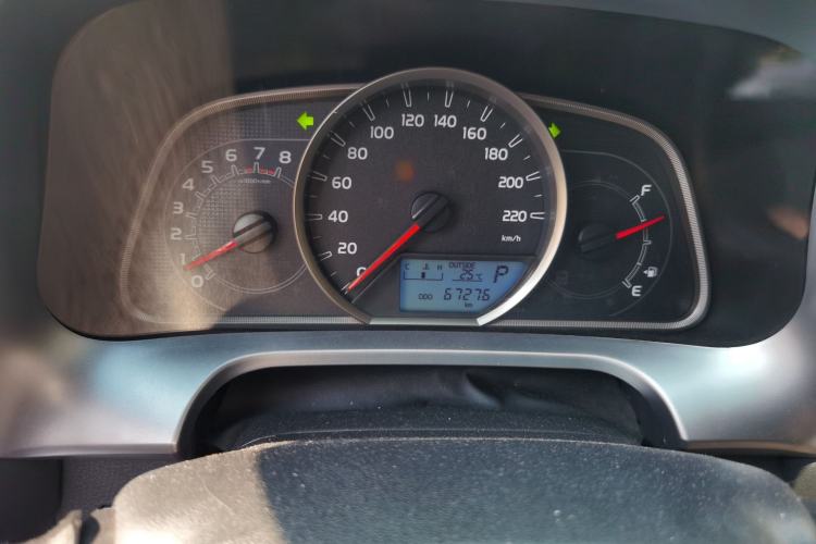 Used Toyota RAV4 2016 2.0L CVT Two-Wheel Drive Urban Edition China V Standard Instrument Cluster