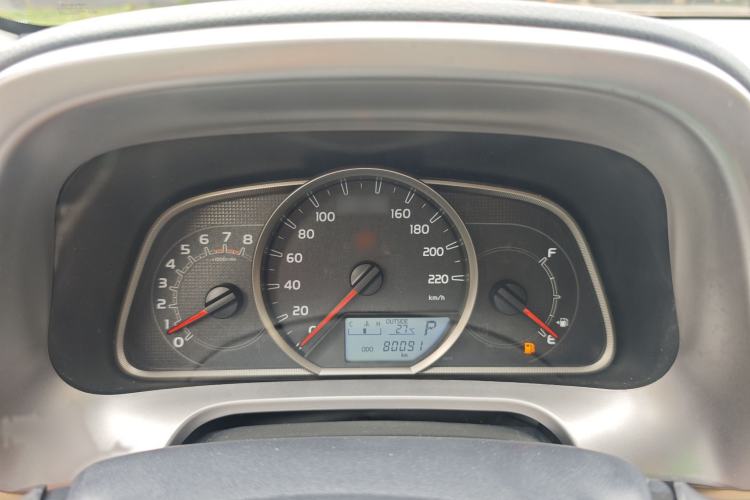 Used Toyota RAV4 2016 2.0L CVT Two-Wheel Drive Fashion Edition China V Standard Instrument Cluster