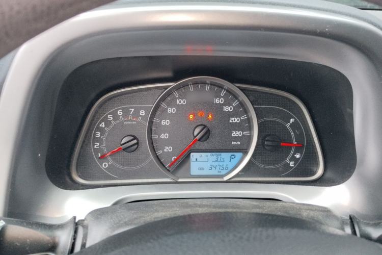 Used Toyota RAV4 2016 2.0L CVT Two-Wheel Drive Fashion Edition China V Standard Instrument Cluster