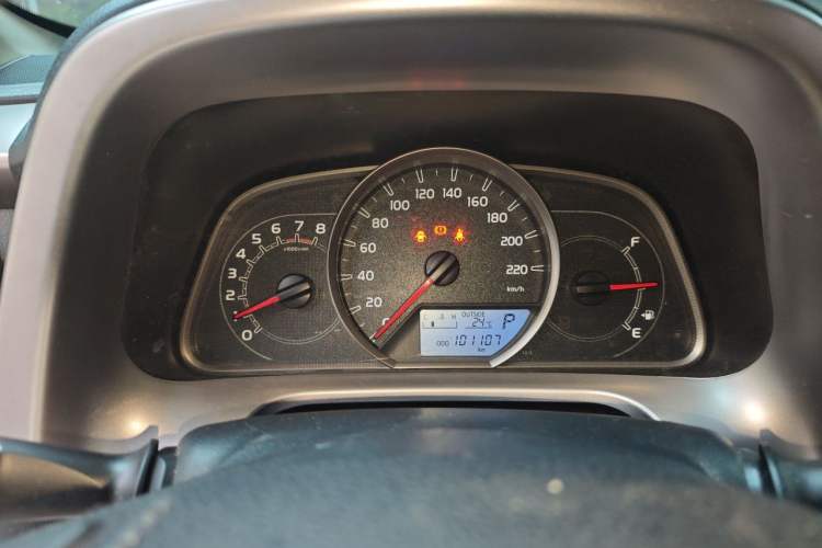 Used Toyota RAV4 2016 2.0L CVT Two-Wheel Drive Fashion Edition China V Standard Instrument Cluster