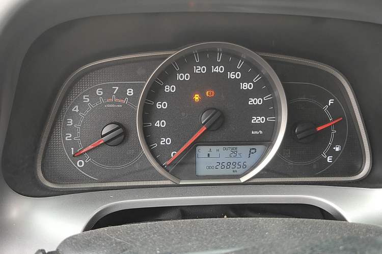 Used Toyota RAV4 2016 2.0L CVT Two-Wheel Drive Urban Edition China V Standard Instrument Cluster