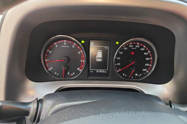 Used Toyota RAV4 2016 2.5L Automatic 4x4 Elite Edition Instrument Cluster