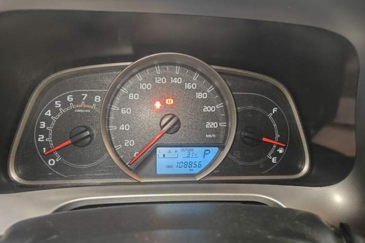 Used Toyota RAV4 2016 2.0L CVT Two-Wheel Drive Fashion Edition China V Standard Instrument Cluster