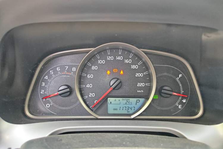 Used Toyota RAV4 2016 2.0L CVT Two-Wheel Drive Fashion Edition China V Standard Instrument Cluster