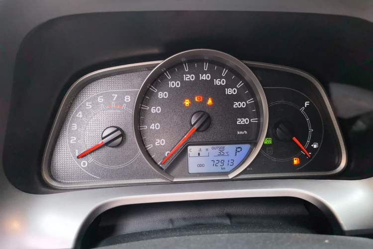 Used Toyota RAV4 2016 2.0L CVT Two-Wheel Drive Comfort Edition China V Standard Instrument Cluster