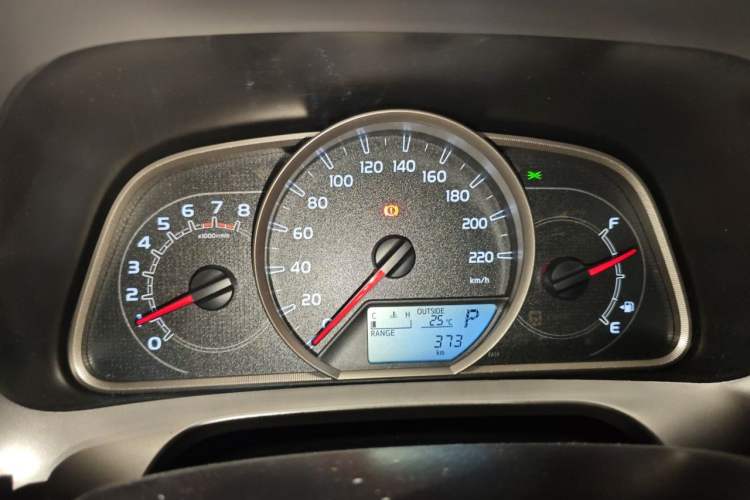 Used Toyota RAV4 2016 2.0L CVT Two-Wheel Drive Fashion Edition China V Standard Instrument Cluster