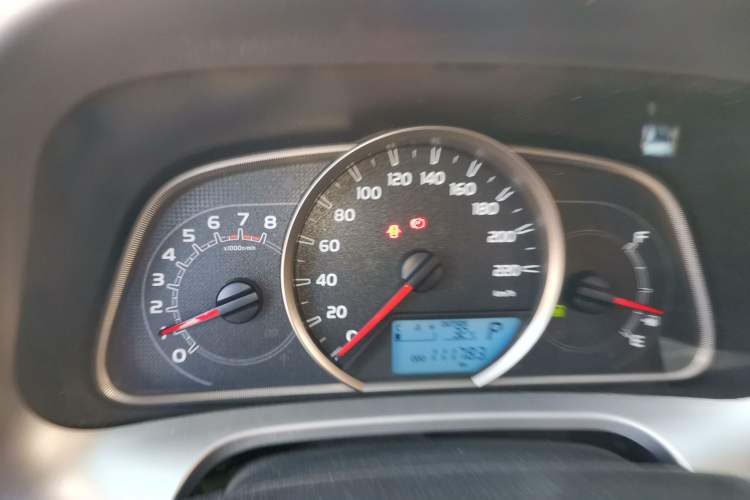 Used Toyota RAV4 2016 2.0L CVT Two-Wheel Drive Urban Edition China V Standard Instrument Cluster