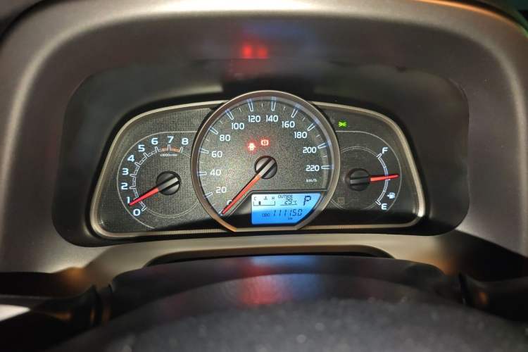 Used Toyota RAV4 2016 2.0L CVT Two-Wheel Drive Fashion Edition China V Standard Instrument Cluster