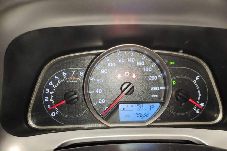 Used Toyota RAV4 2016 2.0L CVT Two-Wheel Drive Fashion Edition China V Standard Instrument Cluster