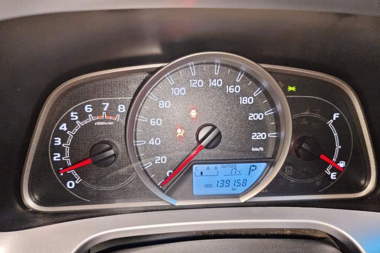 Used Toyota RAV4 2016 2.0L CVT Two-Wheel Drive Fashion Edition China V Standard Instrument Cluster