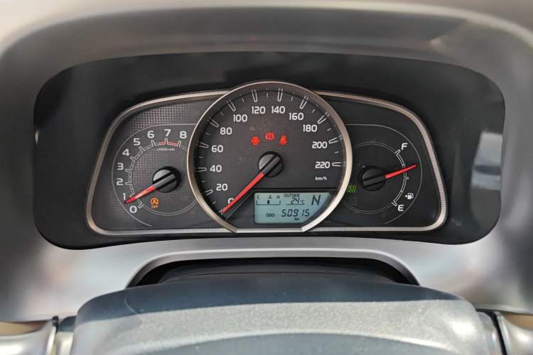 Used Toyota RAV4 2016 2.0L CVT Two-Wheel Drive Urban Edition China V Standard Instrument Cluster