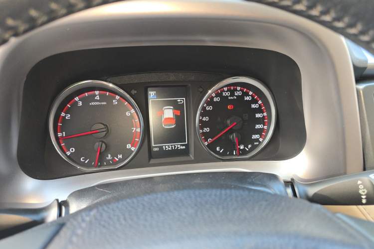 Used Toyota RAV4 2016 2.0L CVT Two-Wheel Drive Smart Edition China V Standard Instrument Cluster