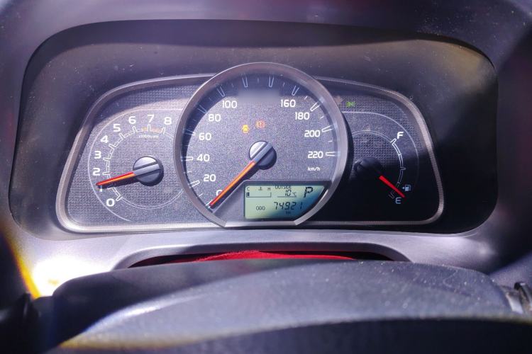 Used Toyota RAV4 2016 2.0L CVT Two-Wheel Drive Fashion Edition China V Standard Instrument Cluster