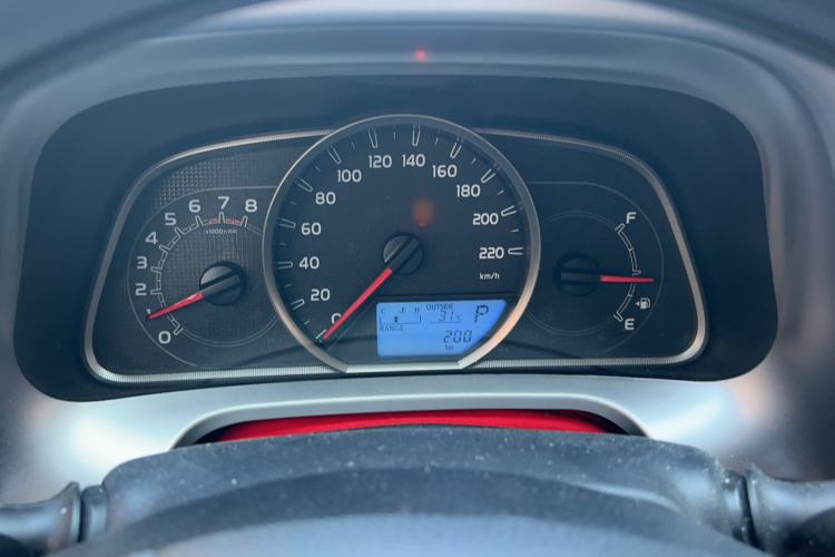 Used Toyota RAV4 2016 2.0L CVT Two-Wheel Drive Fashion Edition China V Standard Instrument Cluster