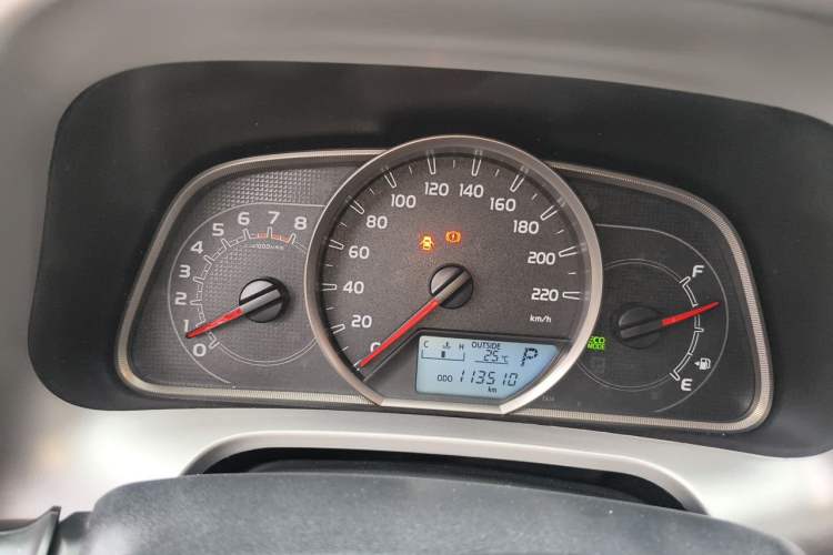 Used Toyota RAV4 2016 2.0L CVT Two-Wheel Drive Fashion Edition China V Standard Instrument Cluster