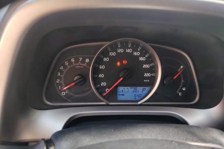 Used Toyota RAV4 2016 2.0L CVT Two-Wheel Drive Comfort Edition China V Standard Instrument Cluster