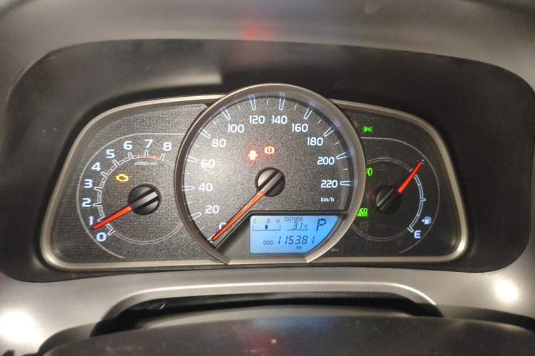 Used Toyota RAV4 2016 2.0L CVT Two-Wheel Drive Fashion Edition China V Standard Instrument Cluster
