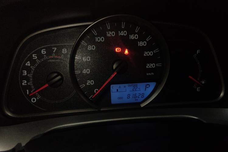 Used Toyota RAV4 2016 2.0L CVT Two-Wheel Drive Urban Edition China V Standard Instrument Cluster
