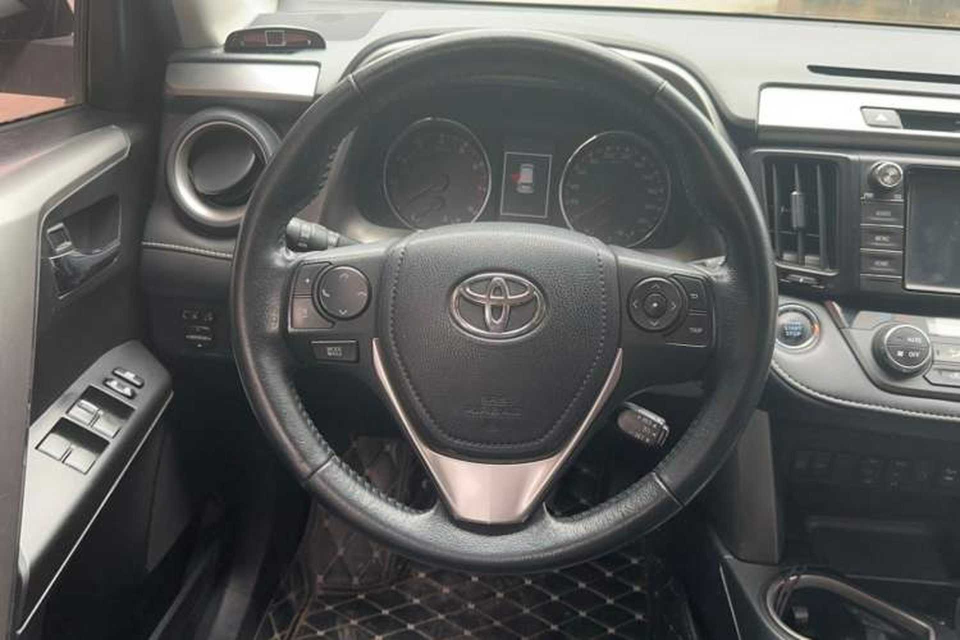 Used Toyota RAV4 2016 2.0L CVT Two-Wheel Drive Smart Edition China V Standard Interior 1