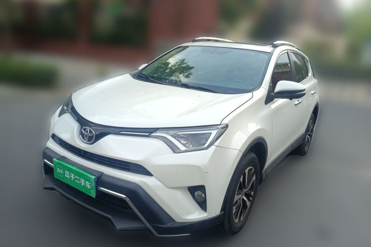 Used Toyota RAV4 2016 2.0L CVT Two-Wheel Drive Fashion Edition China V Standard Guazi used car, China used car export, Used car for sale, Used cars, Cheapest cars for sale
