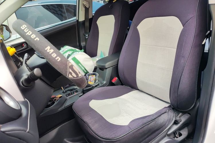 Used Toyota RAV4 2016 2.0L CVT Two-Wheel Drive Fashion Edition China V Standard Left Front Seat