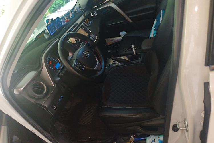 Used Toyota RAV4 2016 2.0L CVT Two-Wheel Drive Fashion Edition China V Standard Left Front Seat