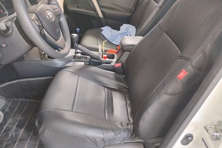 Used Toyota RAV4 2016 2.0L CVT Two-Wheel Drive Urban Edition China V Standard Left Front Seat