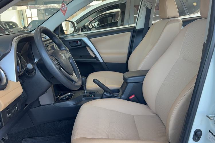 Used Toyota RAV4 2016 2.0L CVT Two-Wheel Drive Urban Edition China V Standard Left Front Seat