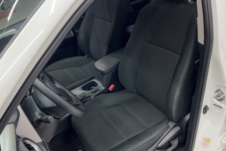 Used Toyota RAV4 2016 2.0L CVT Two-Wheel Drive Comfort Edition China V Standard Left Front Seat