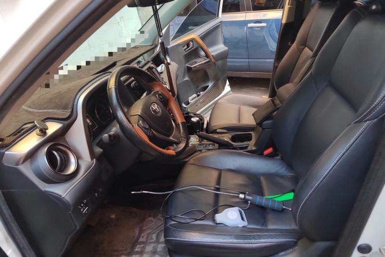 Used Toyota RAV4 2016 2.5L Automatic 4x4 Elite Edition Left Front Seat