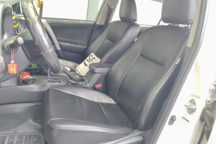 Used Toyota RAV4 2016 2.0L CVT Two-Wheel Drive Fashion Edition China V Standard Left Front Seat