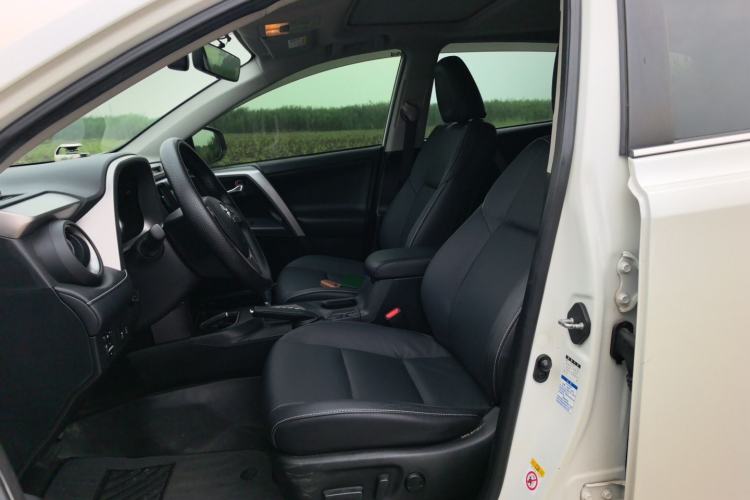 Used Toyota RAV4 2016 2.0L CVT 4x4 New Edition China V Standard Left Front Seat