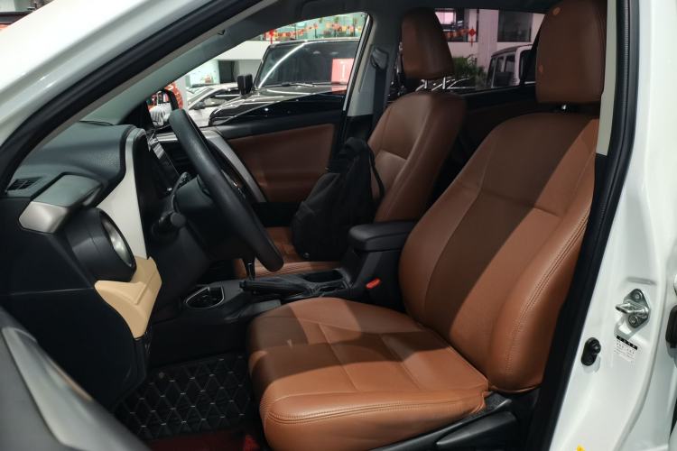 Used Toyota RAV4 2016 2.0L CVT Two-Wheel Drive Urban Edition China V Standard Left Front Seat
