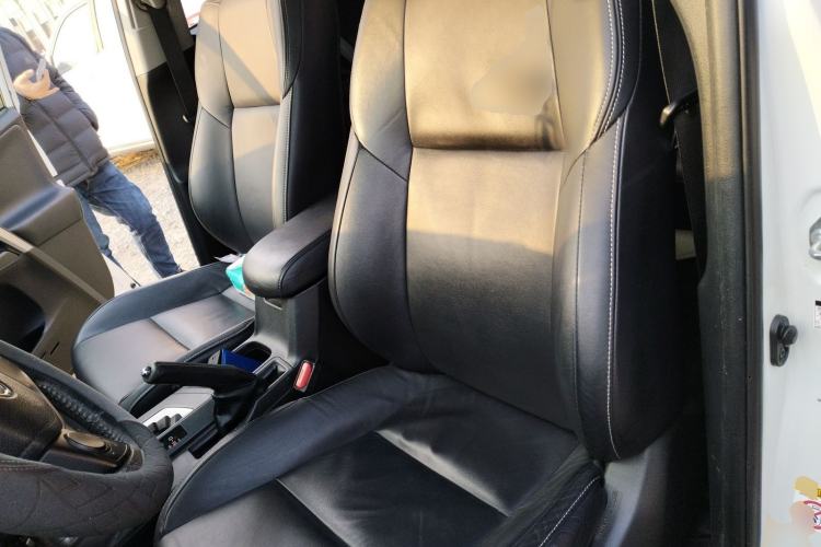 Used Toyota RAV4 2016 2.0L CVT Two-Wheel Drive Smart Edition China V Standard Left Front Seat