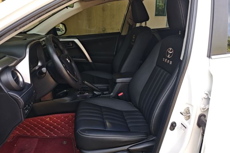 Used Toyota RAV4 2016 2.0L CVT Two-Wheel Drive Comfort Edition China V Standard Left Front Seat