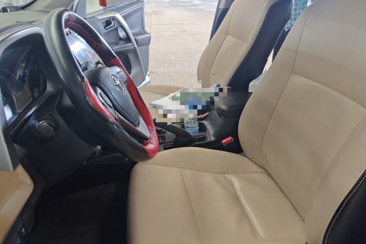 Used Toyota RAV4 2016 2.0L CVT Two-Wheel Drive Urban Edition China V Standard Left Front Seat