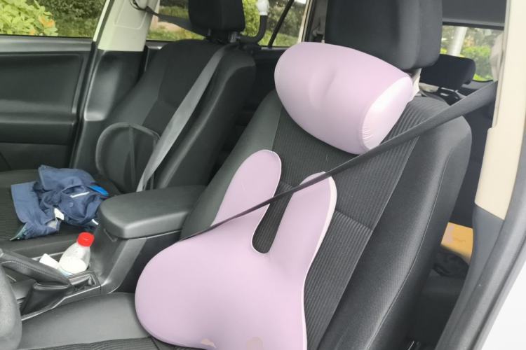 Used Toyota RAV4 2016 2.0L CVT Two-Wheel Drive Fashion Edition China V Standard Left Front Seat