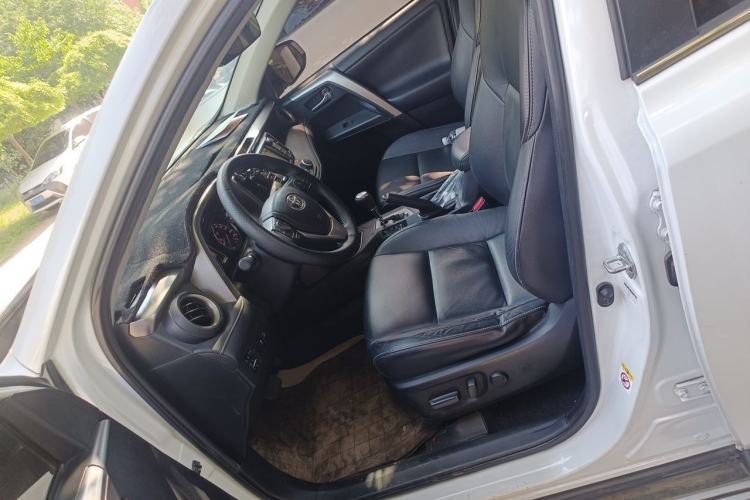Used Toyota RAV4 2016 2.0L CVT Two-Wheel Drive Smart Edition China V Standard Left Front Seat