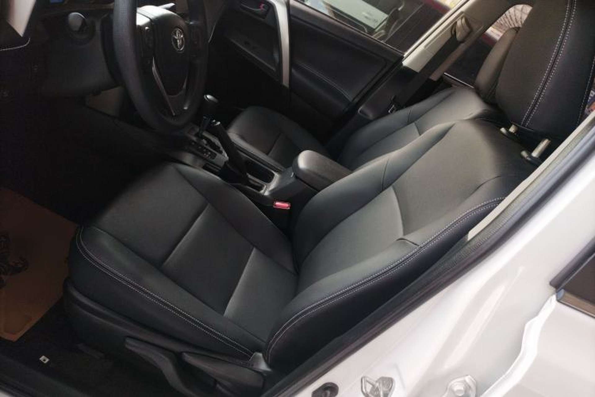 Used Toyota RAV4 2016 2.0L CVT Two-Wheel Drive Urban Edition China V Standard Left Front Seat