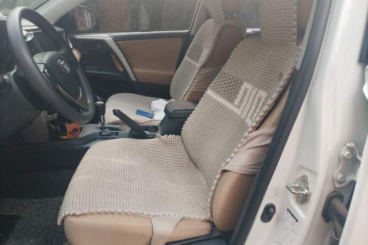Used Toyota RAV4 2016 2.0L CVT Two-Wheel Drive Urban Edition China V Standard Left Front Seat