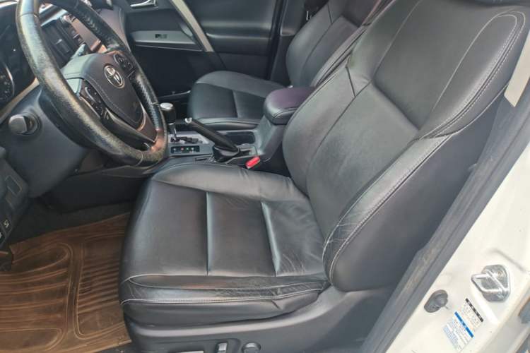Used Toyota RAV4 2016 2.5L Automatic 4x4 Prestige Edition Left Front Seat