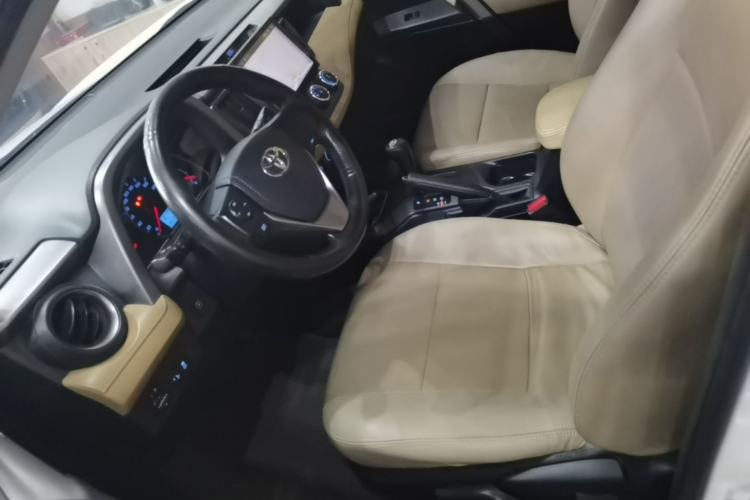 Used Toyota RAV4 2016 2.0L CVT Two-Wheel Drive Urban Edition China V Standard Left Front Seat