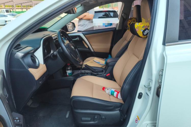 Used Toyota RAV4 2016 2.0L CVT Two-Wheel Drive Smart Edition China V Standard Left Front Seat