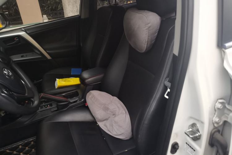Used Toyota RAV4 2016 2.0L CVT Two-Wheel Drive Comfort Edition China V Standard Left Front Seat